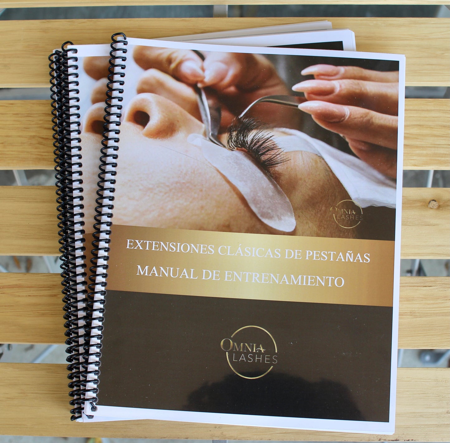 Manual de Entrenamiento para Extensiones de Pestañas Clásicas (Español) ✨