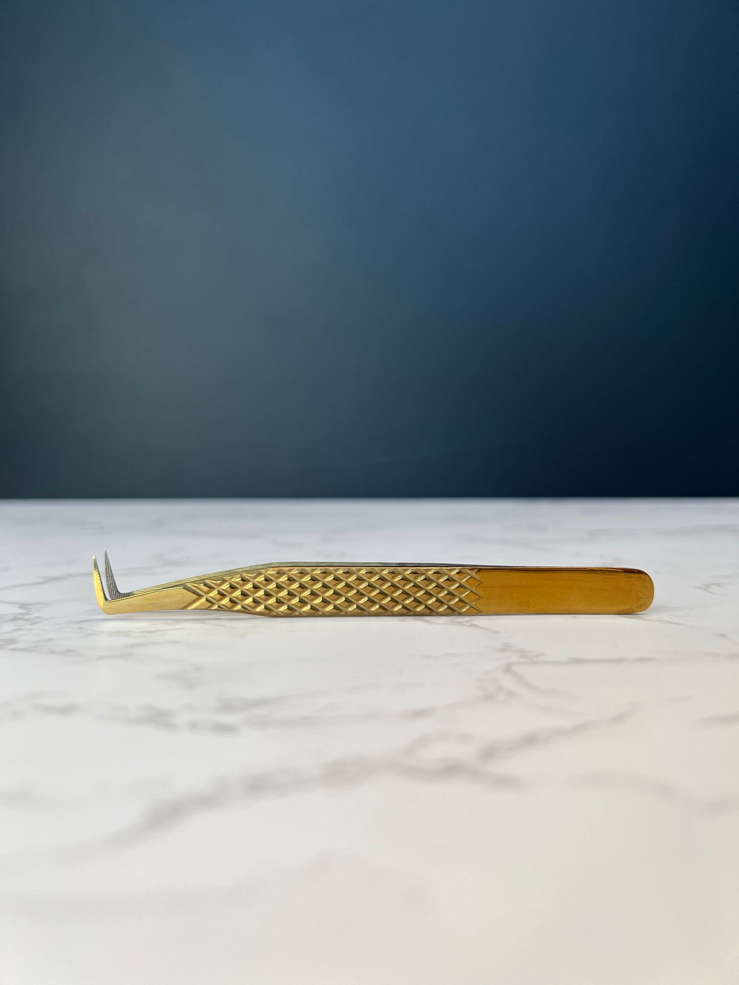 Volume Tweezer w/ Fiber Grip